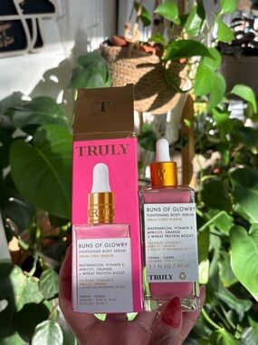 Truly Buns Of Glowry Tightening Body Serum